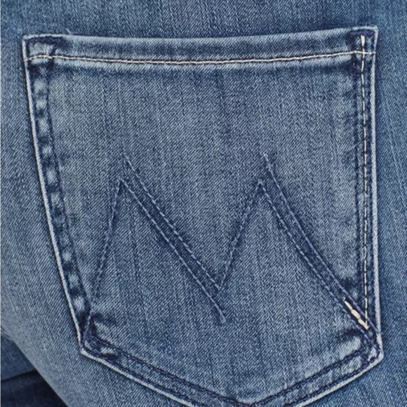 MOTHER Looker High-Rise Ankle Fray Skinny Jeans in Everything We Keep - Picture 4 of 11